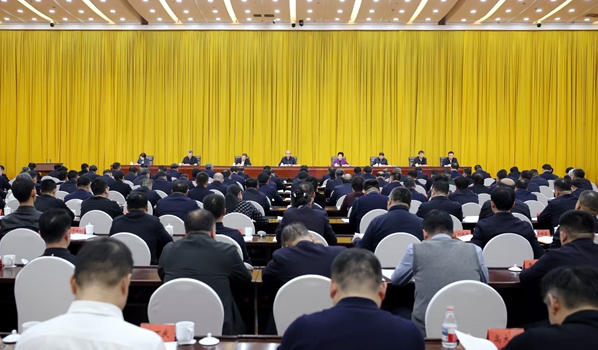 黑龙江省委农村工作会议召开